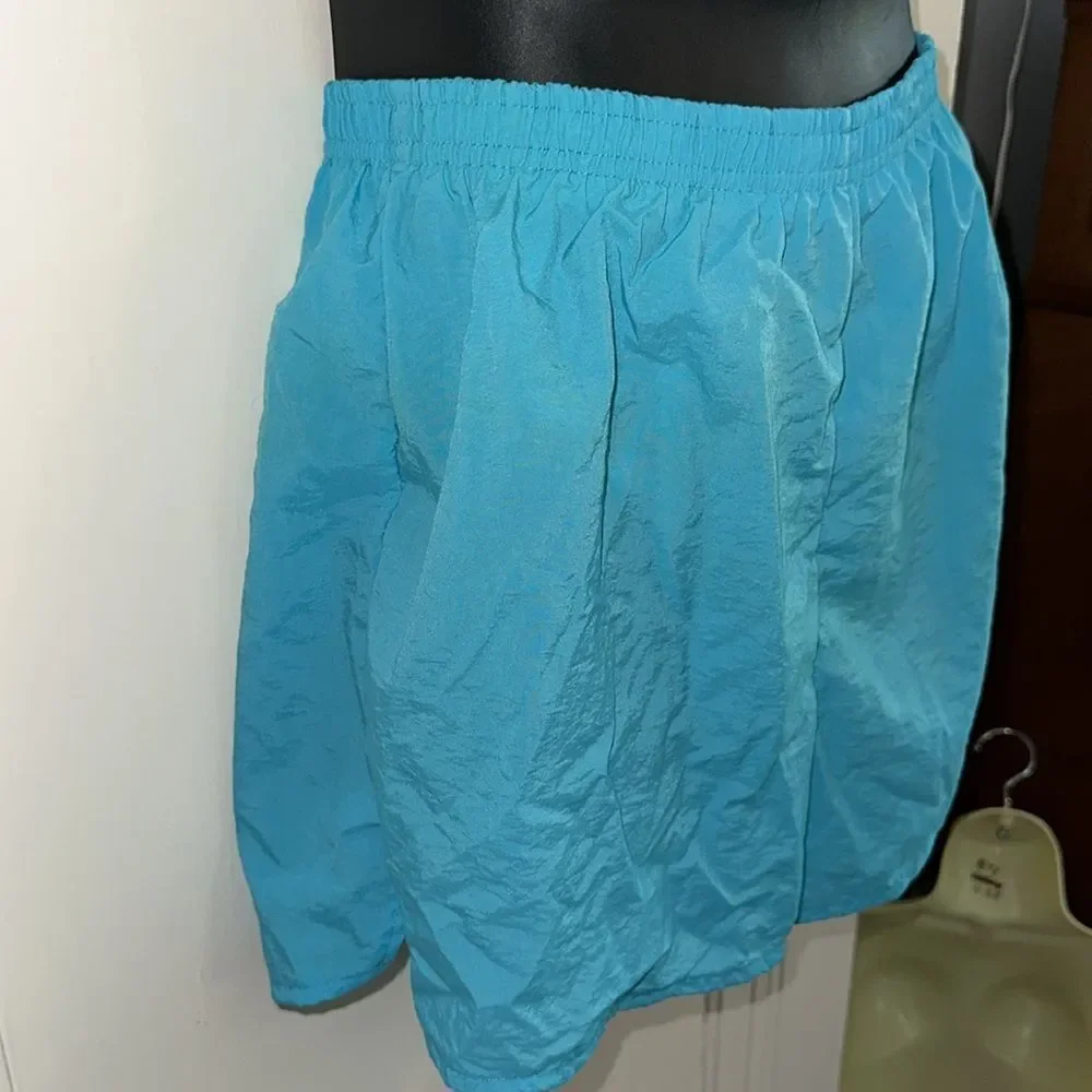 Vintage late 80s/early 90s Aqua blue:‎ Turquoise Nylon Swim Shorts